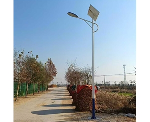 阿里太阳能路灯